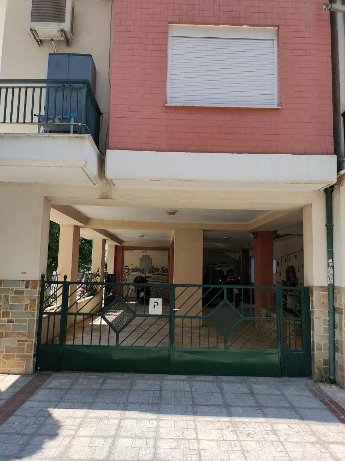 Museum Apartment Volos Exteriör bild